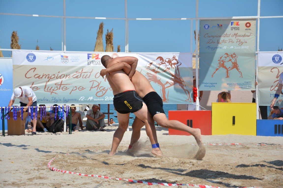Campionatul-Mondial-de-Lupte-pe-Plajă-Mangalia-1
